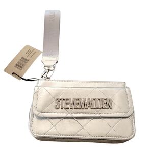 Steve Madden, NWT, Bhaines2 Silver Quited Wristlet, Zipper Close Top, Button Clo